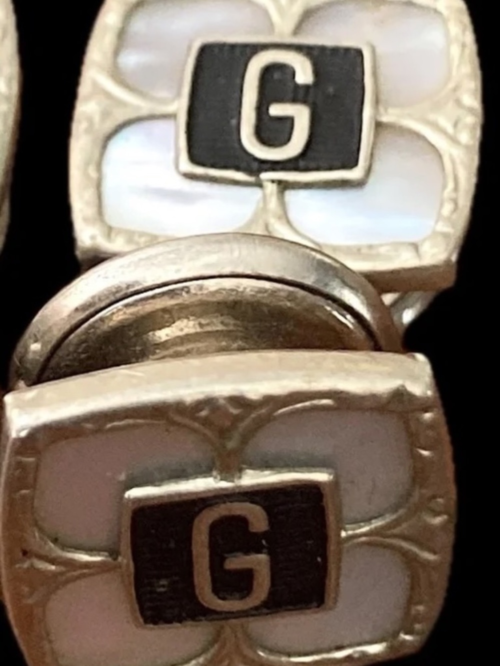Vintage Baer & Wilde “Kum-A-Part” Single Cufflink – Letter G – B&W Pat 1923